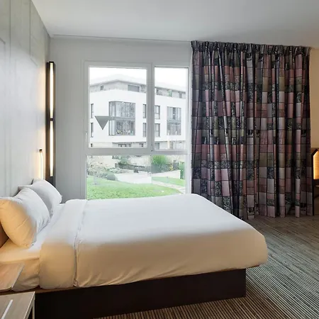 Versailles Hotel 3*